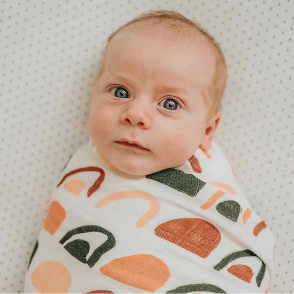 Nightingale Toddler Muslin Blanket - Rainbow - Picture 3 of 6